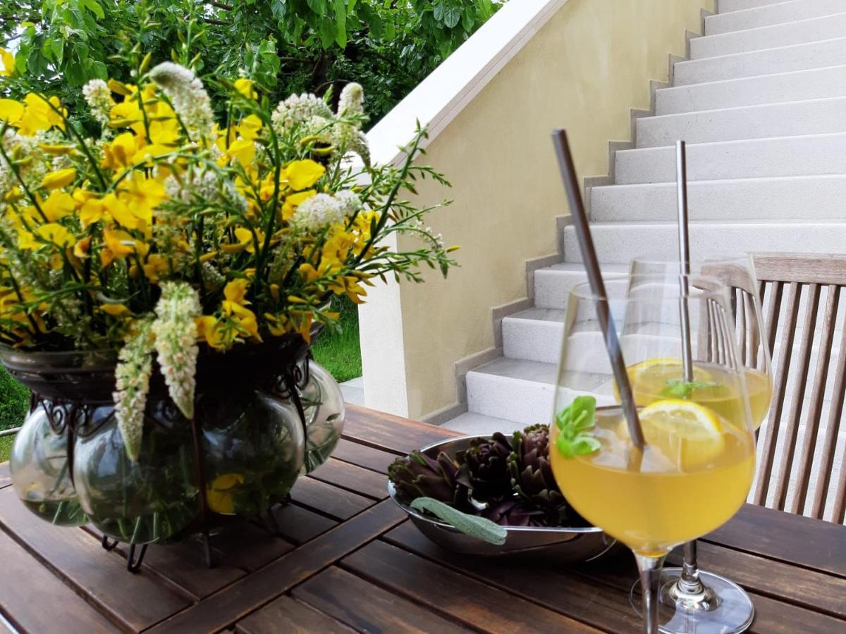 Ferienwohnung Ca`Rosei Monteciccardo Exterior foto